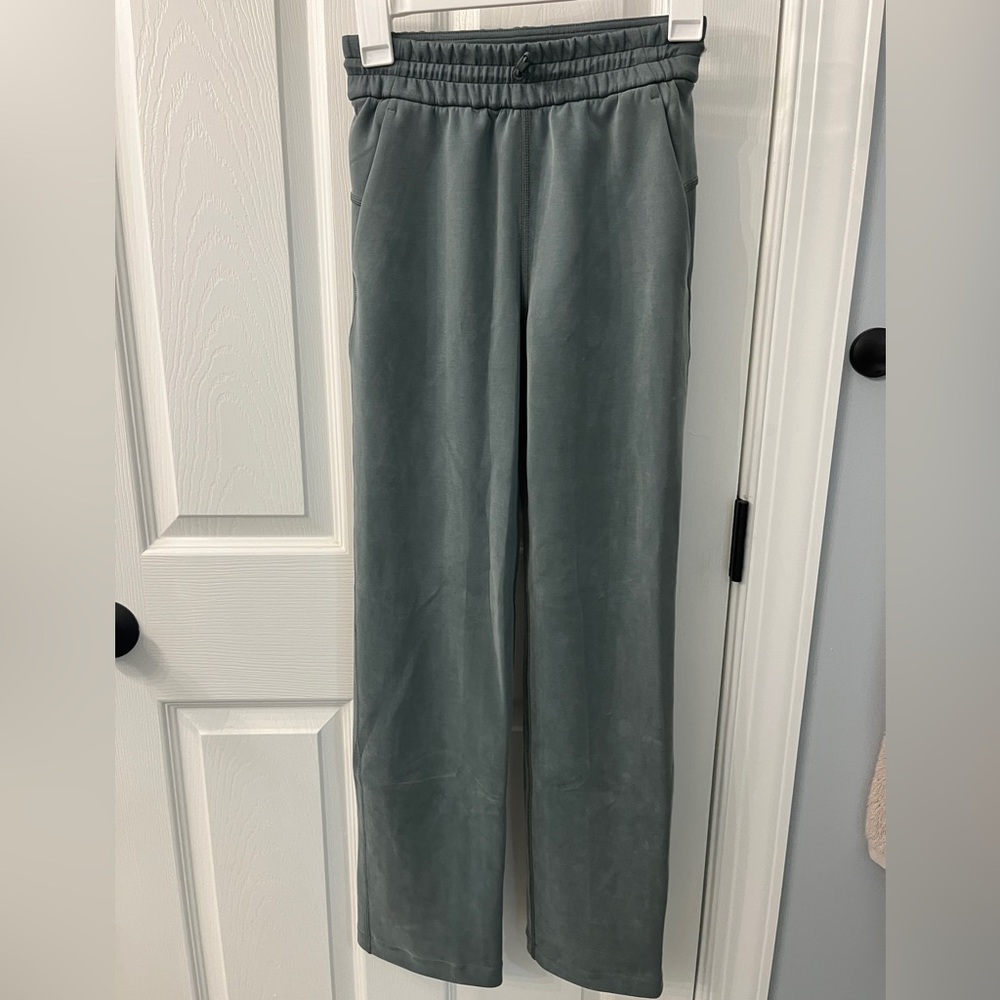 Lululemon Softstreme high rise pant regular length